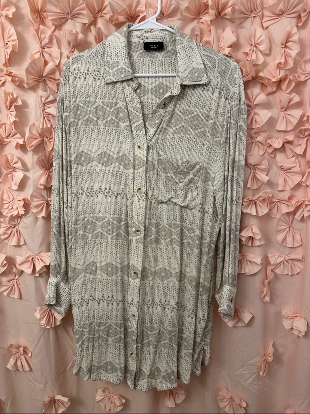 Vici Long Sleeve Button-Up Dress in Cream and Light Gray Pattern